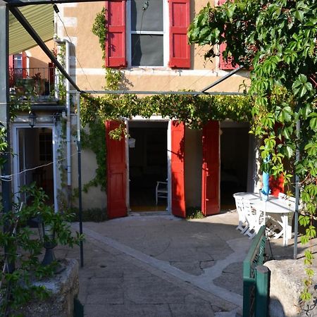 סן-ז'אן-דו-גאר St Jean Du Gard : Spacious Apartment With Use Of Pool מראה חיצוני תמונה
