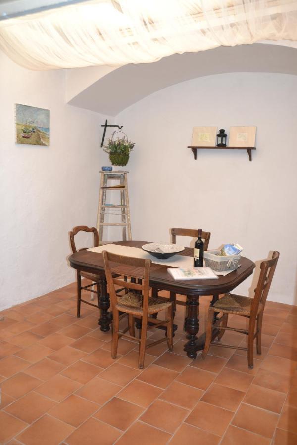 סן-ז'אן-דו-גאר St Jean Du Gard : Spacious Apartment With Use Of Pool מראה חיצוני תמונה